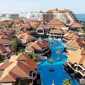 Апартаменты Signature Living Resort Apartments With Private Beach And Laguna Pool , Palm Jumeirah, Дубай