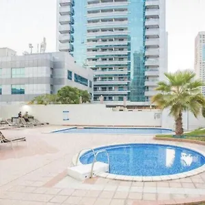 Luxury In Marina شقة